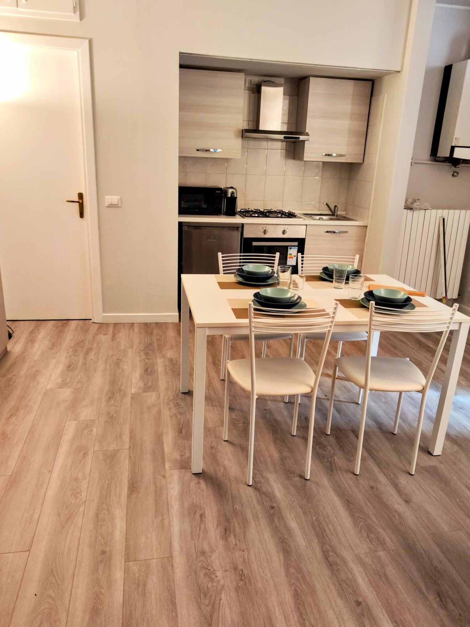 House Navigli-Life Appartement Milaan Buitenkant foto